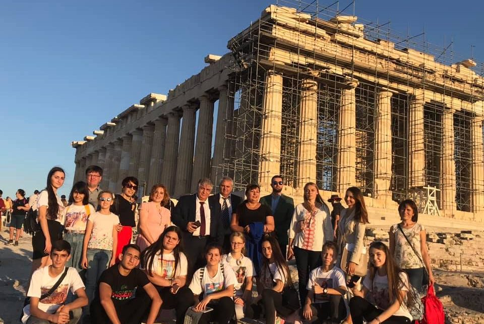 Образование в греции: 3 ступени греческого образования