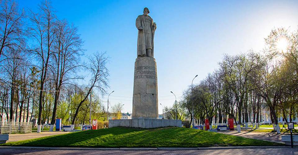 Памятник ивану сусанину: зачем николай i хотел увековечить память костромского крестьянина