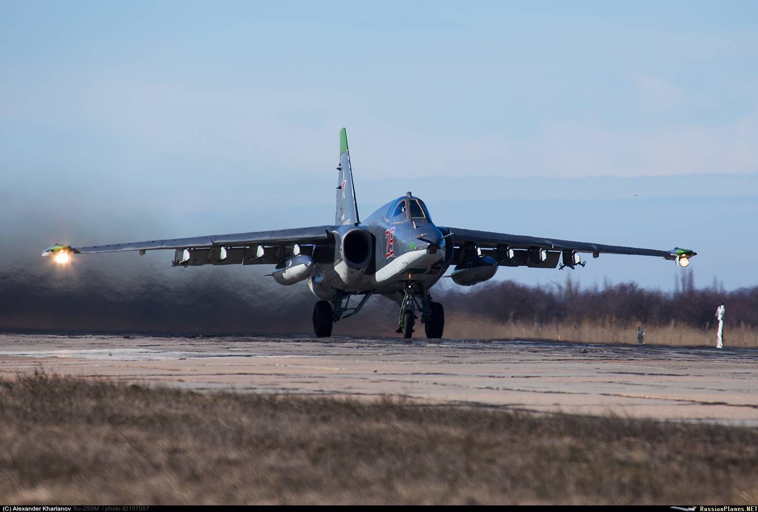 Самолет су-25 «грач»: технические характеристики штурмовика, вооружение, максимальная высота полета