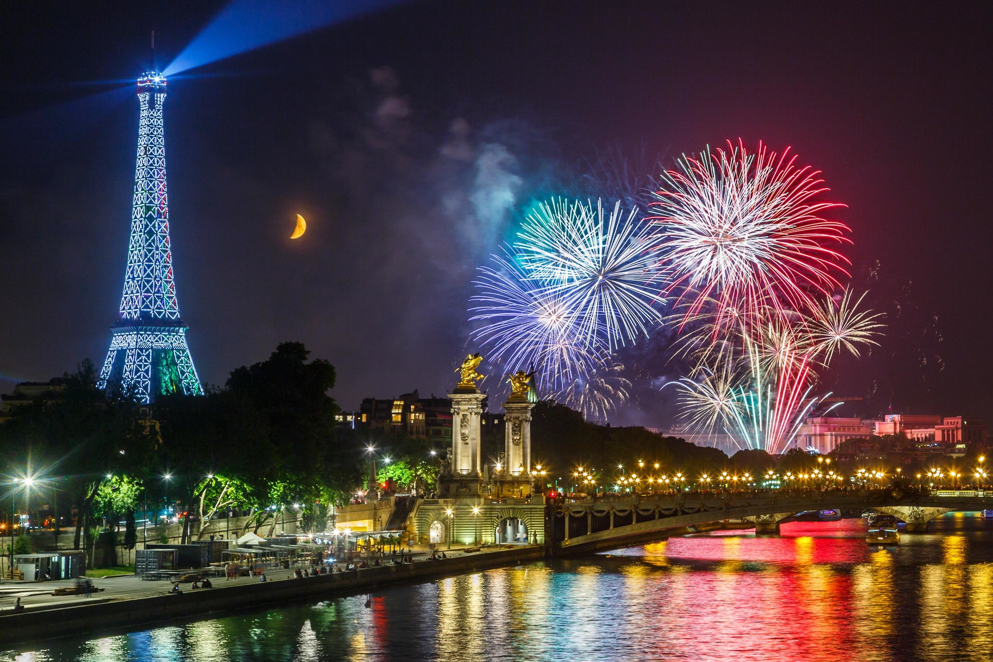 Париж на новый год - стоит ли встретить рождество и новый год в париже и какая в декабре погода? фото и видео