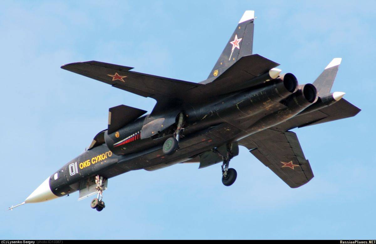Су-47 «беркут», палубный истребитель: технические и летные характеристики, вооружение