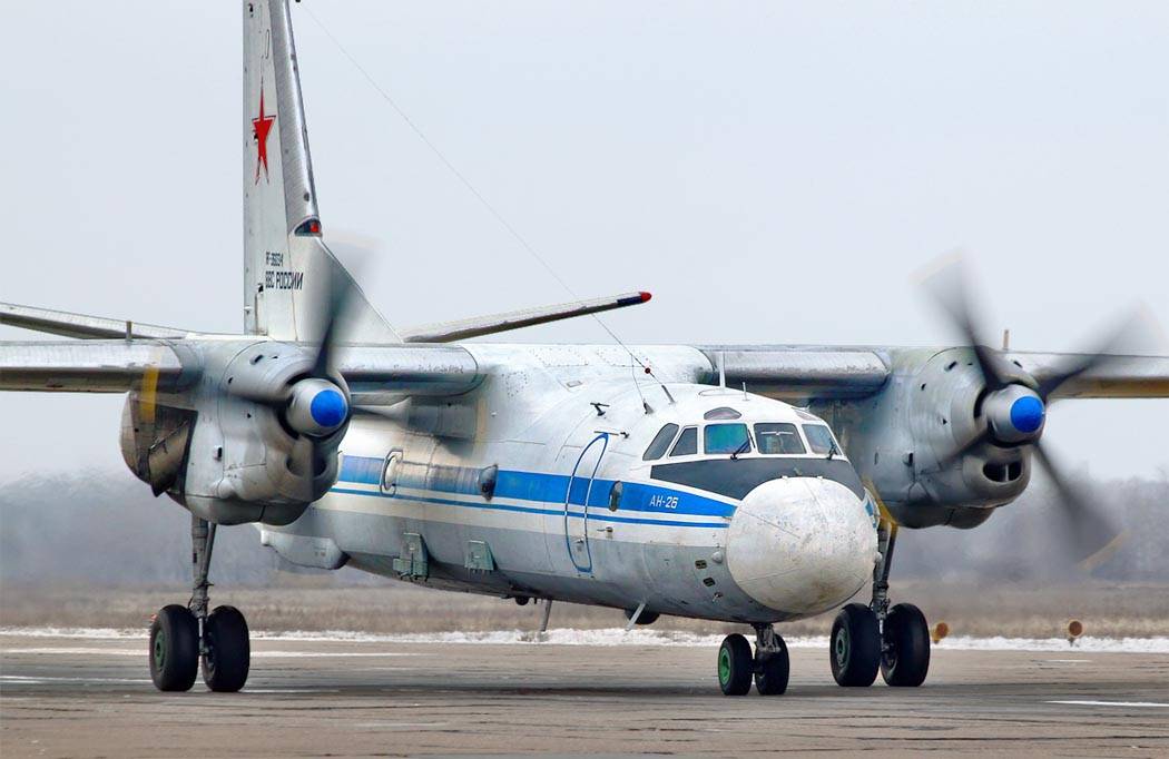 Ан-26: военно транспортный самолет, грузоподъёмность, технические характеристики, максимальная высота
