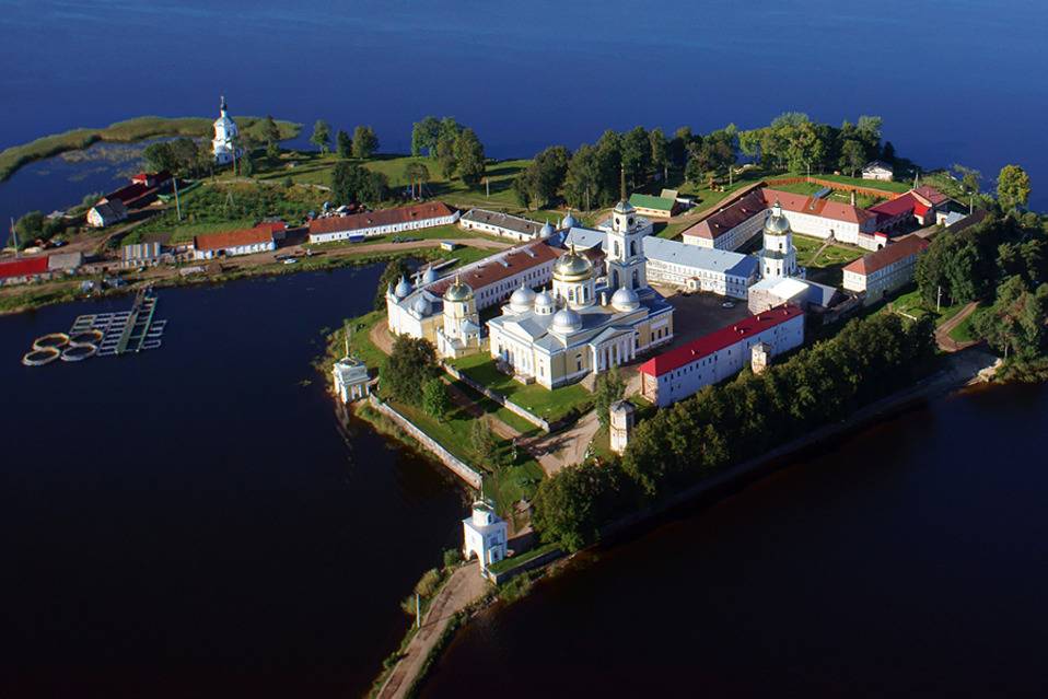 Монастыри Твери и Тверской области