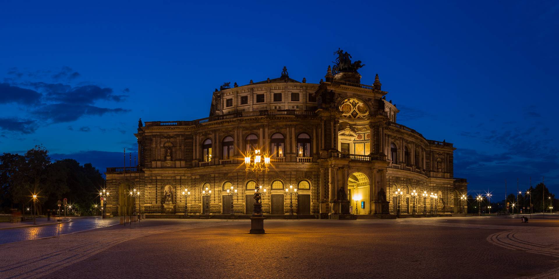 Дрезденская государственная опера, оперный театр земпера