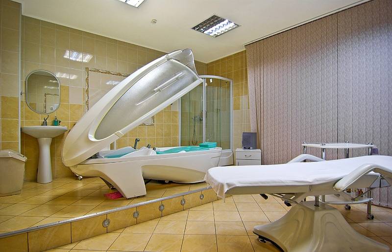 Лечение грыжи в санаториях: возможно ли? срок эффекта и описание процедур