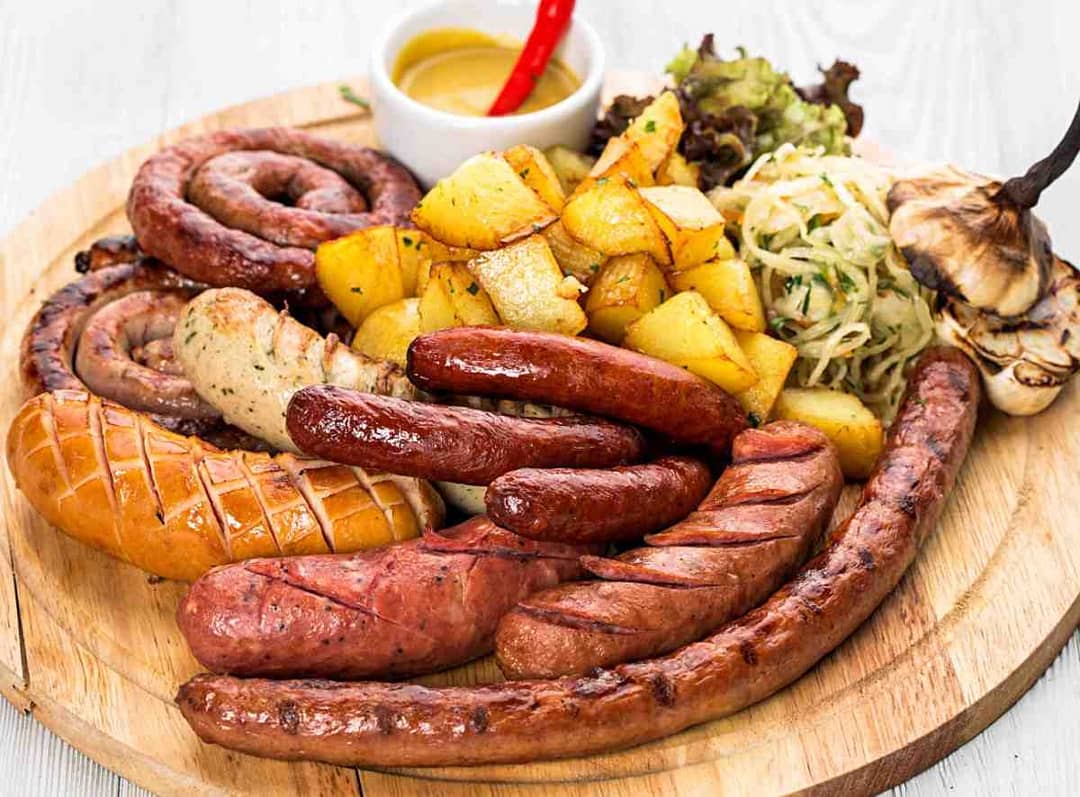 Баварские колбаски: состав и рецепты приготовления