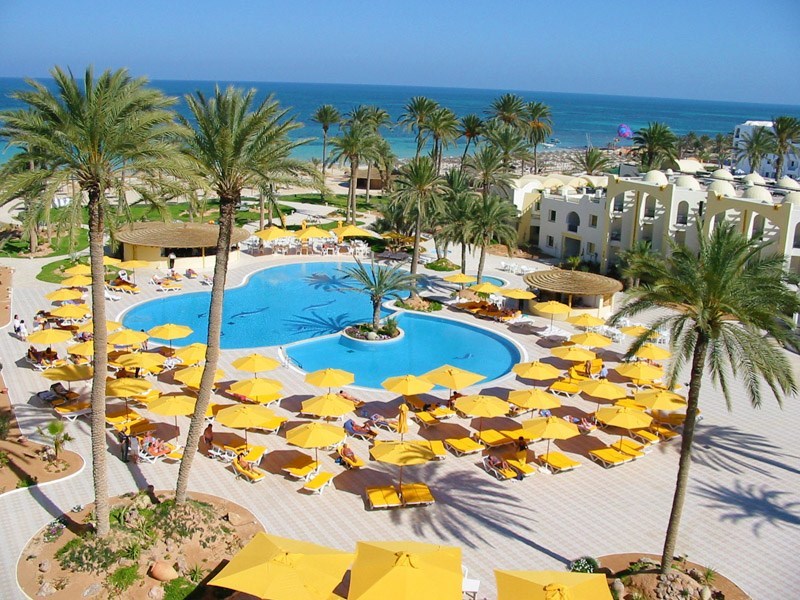 Зарзис, тунис — город-курорт около джербы