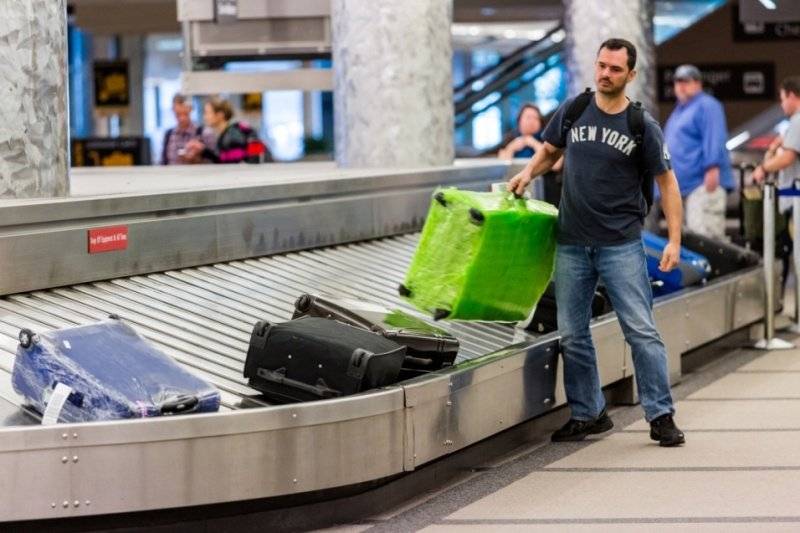 Как получить багаж в аэропорту?