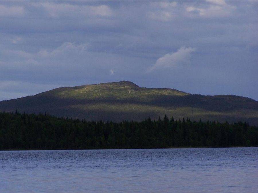 Гора нуорунен в карелии