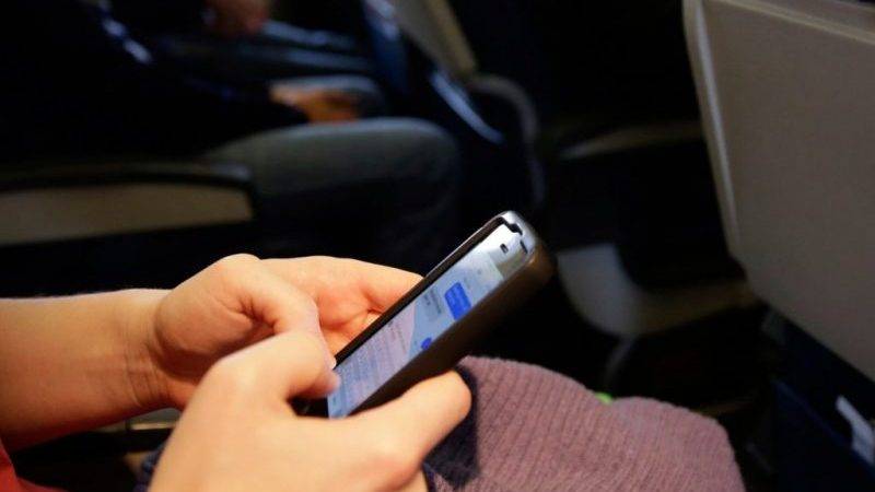 Можно ли пользоваться интернетом в самолете