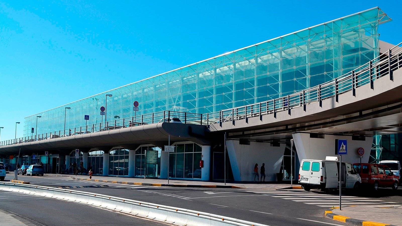 Сицилия аэропорт: список названий международных сицилийских авиалиний
