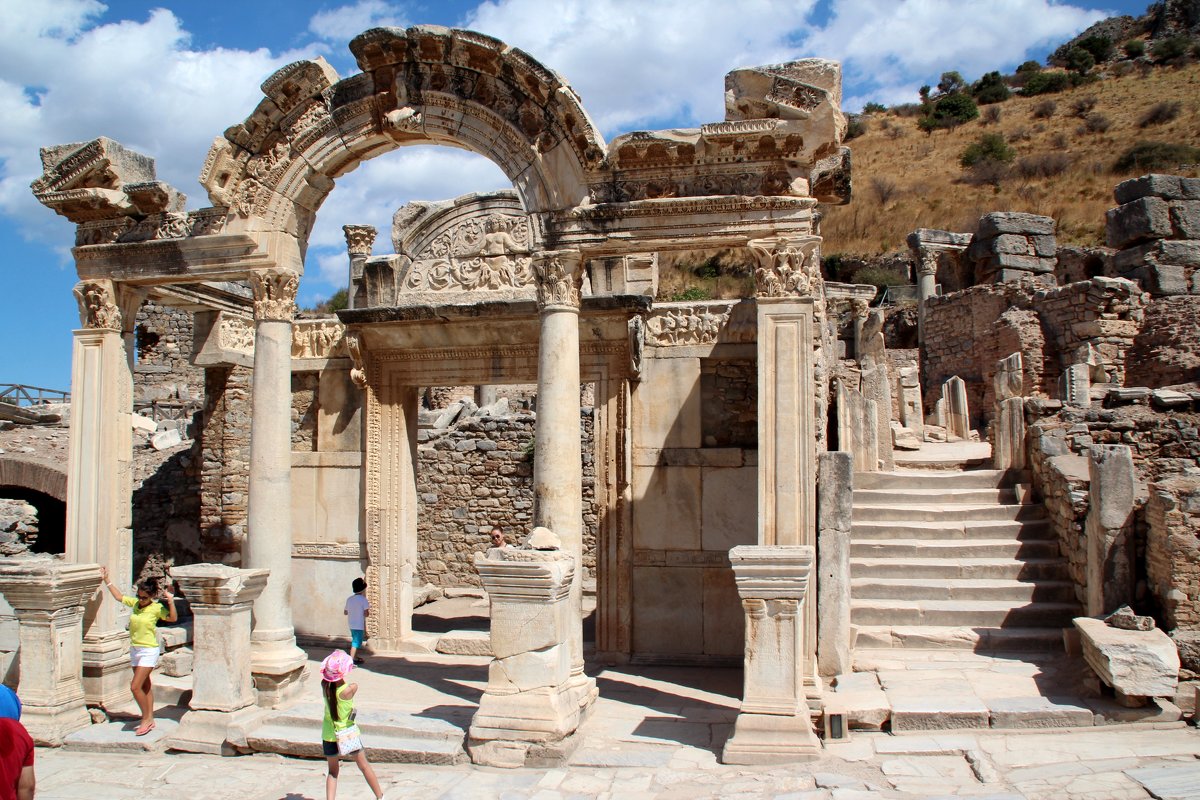 Древний город эфес в турции: описание и история
