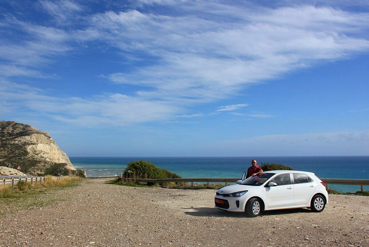 Куда поехать на машине на море. На машине к морю. Машина Крым. На море на машине. Путешествие на море на автомобиле.