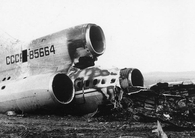 Авиакатастрофа под учкудуком 10 июля 1985 - вики