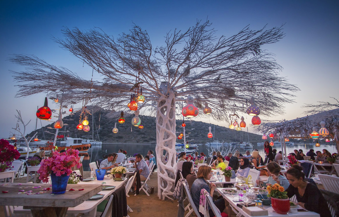Выходные в бодруме: откройте для себя лучшие бары, клубы и рестораны в оживленном турецком городе 2023 - turkey life