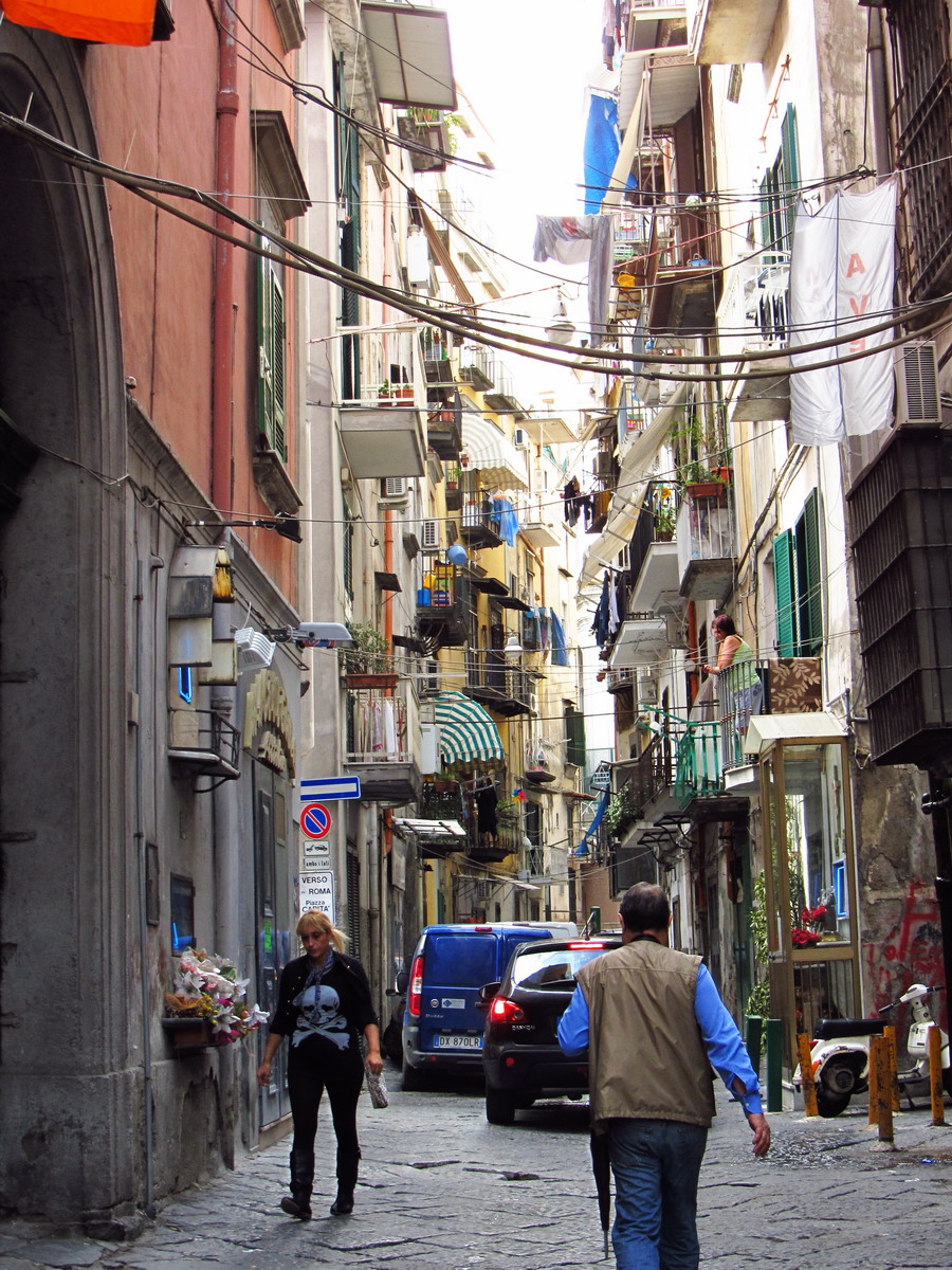 Неаполь — город легенд