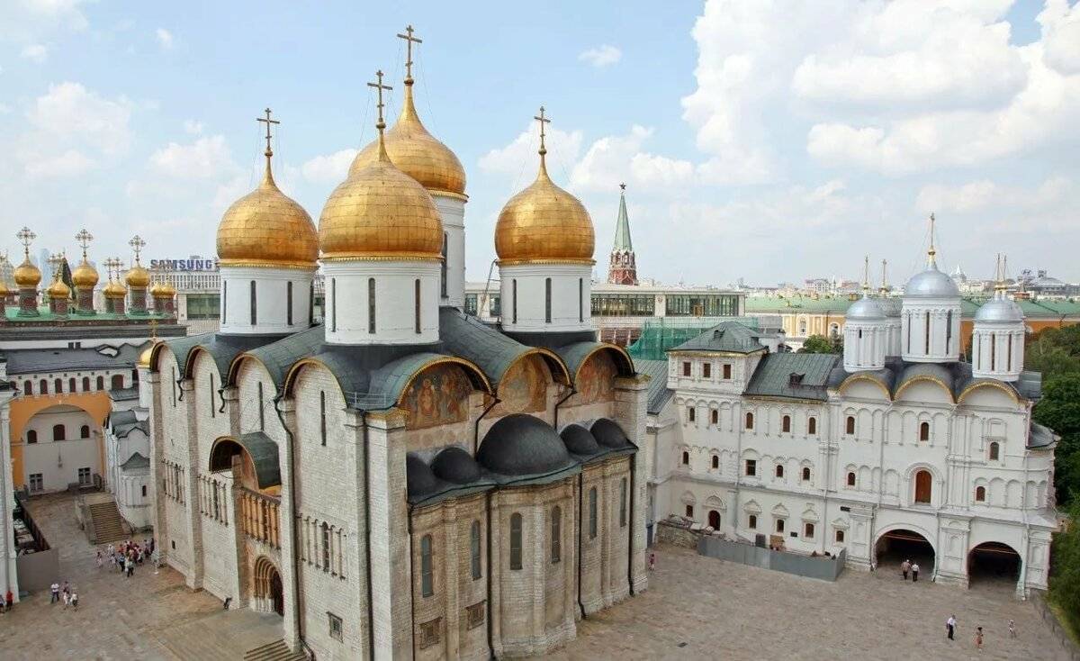 Московский кремль — как попасть внутрь и не пропустить ничего интересного